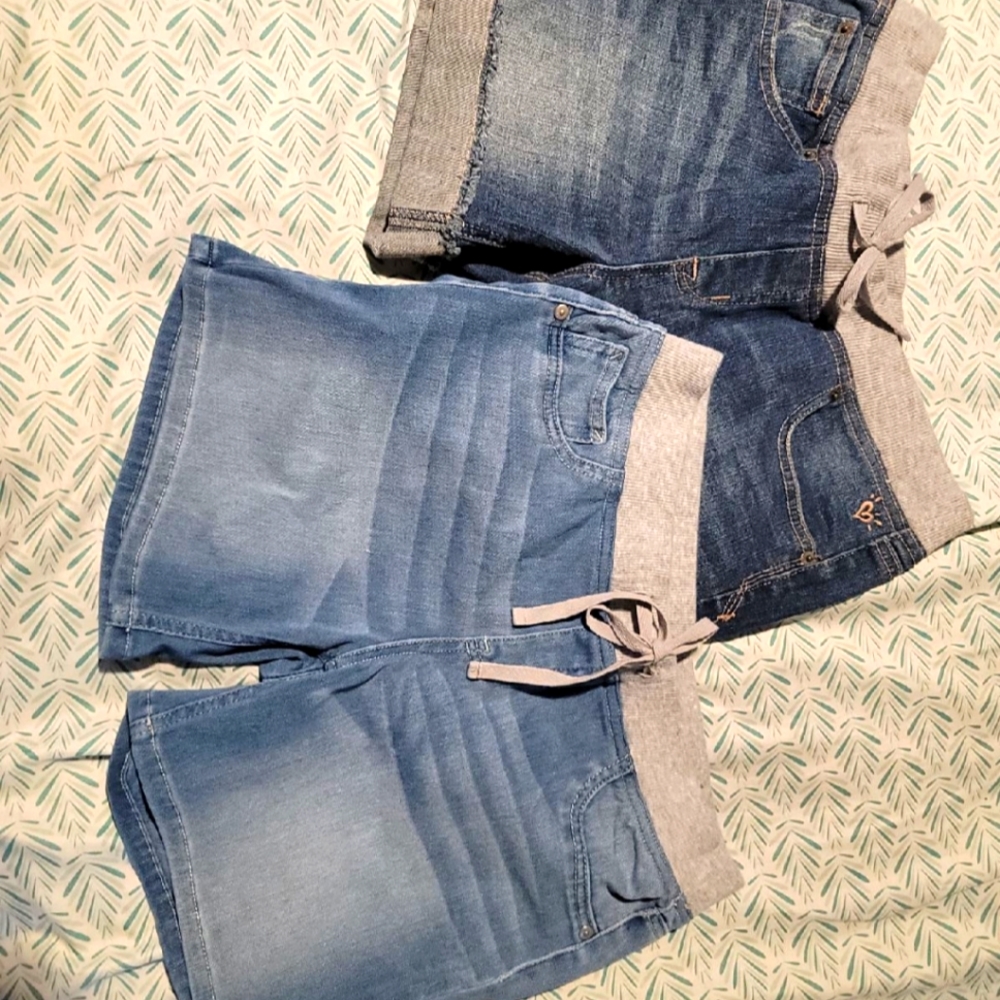 SOLD!! Justice Shorts Bundle 16 1/2